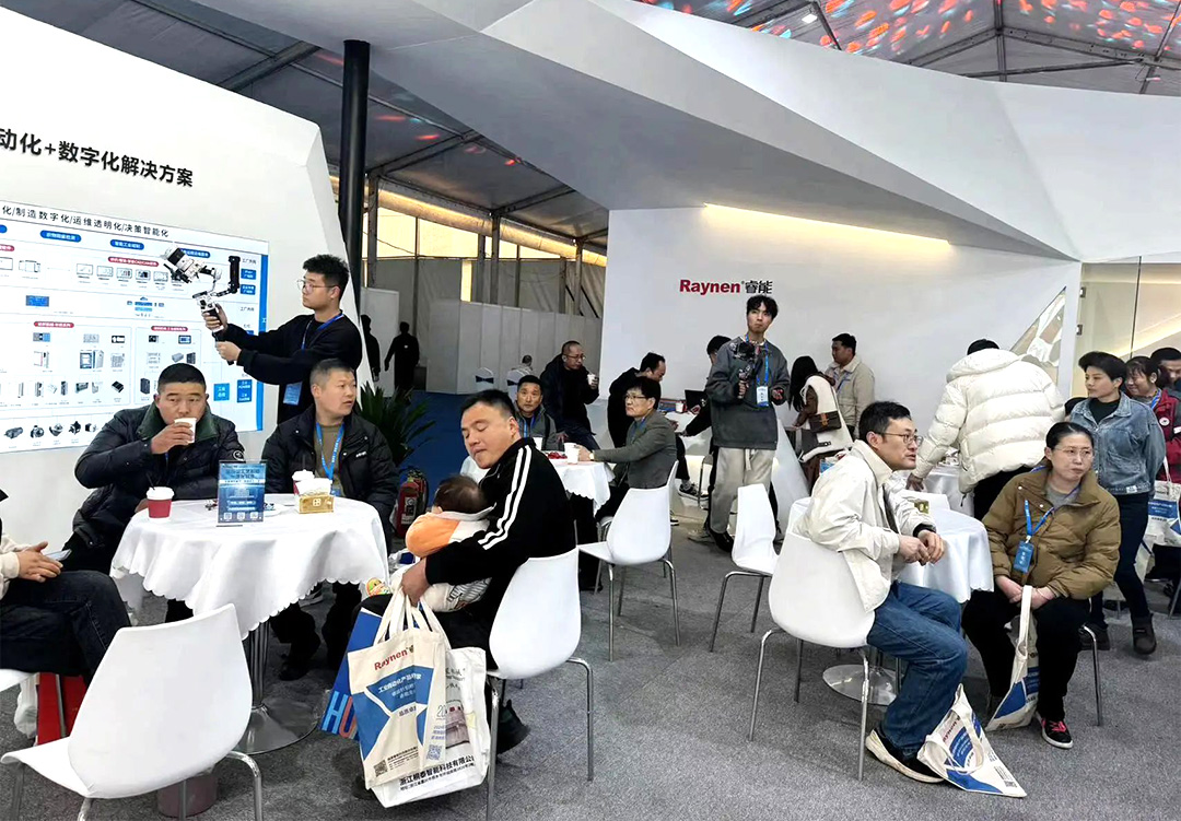 濮院展會(huì)精彩回顧 | 睿能展位人潮涌動(dòng)，行業(yè)前沿技術(shù)一覽無(wú)余https://mmbiz.qpic.cn/mmbiz_jpg/uVPLicGse1zfSGAnFj8sU92BkOhtqnEerEJasH17wcFWMmXUSNBo3ibFJKHRHTG82ccnGjNOMEhdcbEAZuheWEIQ/640?wx_fmt=jpeg&from=appmsg&tp=wxpic&wxfrom=5&wx_(圖10)