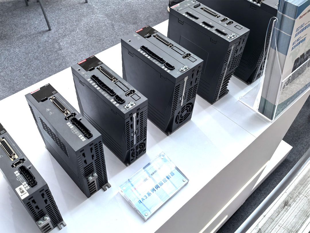 諸暨襪博會(huì)精彩回顧 | 睿能以智能科技引領(lǐng)針織產(chǎn)業(yè)新未來(圖7) 諸暨襪博會(huì)精彩回顧 | 睿能以智能科技引領(lǐng)針織產(chǎn)業(yè)新未來(圖7)